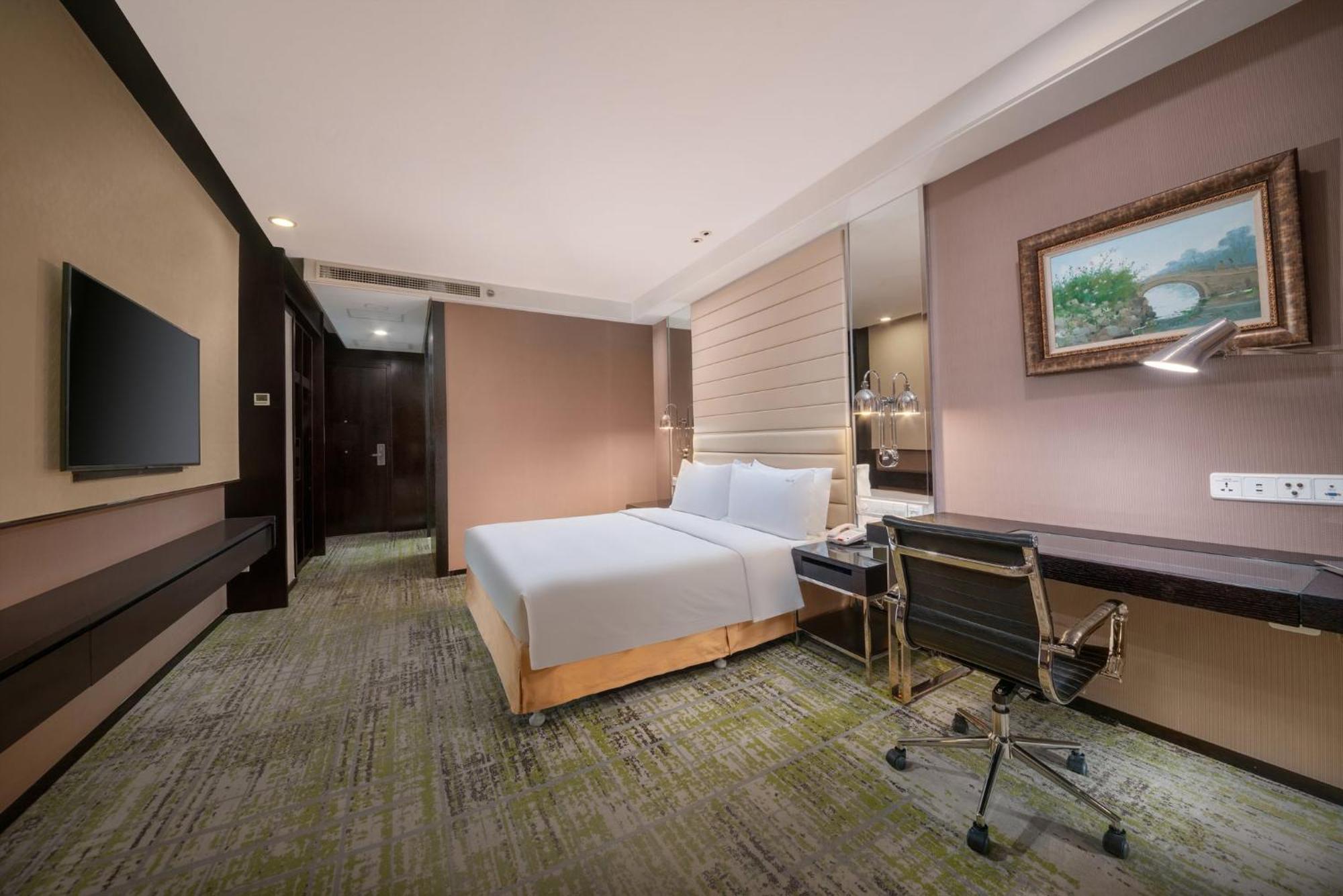 Holiday Inn Beijing Focus Square By Ihg Luaran gambar